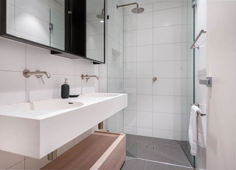 New Modern Design 3B2B House With Parking Near Toorak - South Australia Travel 1