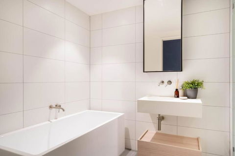 New Modern Design 3B2B House With Parking Near Toorak - South Australia Travel 2