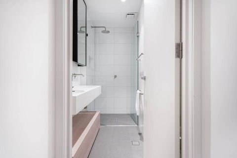 New Modern Design 3B2B House With Parking Near Toorak - South Australia Travel 3