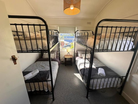 Mount Beauty 3BR Home - South Australia Travel 2