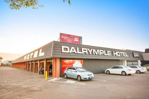 Nightcap At Dalrymple Hotel - South Australia Travel 2