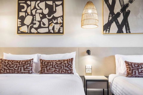 Nightcap At Dalrymple Hotel - South Australia Travel 0