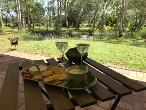 Noosa Lake Weyba - South Australia Travel 0