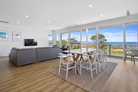 Norman Views - 20 Panorama Crescent - South Australia Travel 2