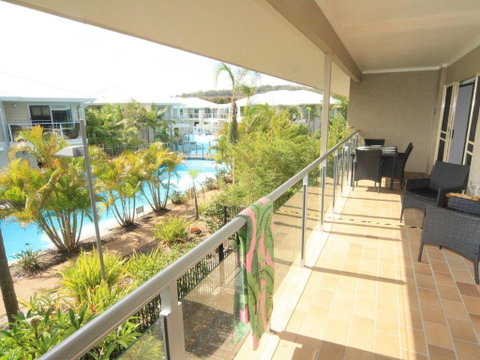 Oaks Pacific Blue 339 Huge Resort Lagoon Pool - South Australia Travel 2