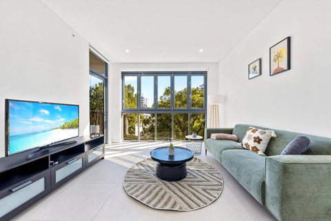 Oasis Near CBD, Close To UNSW & Famous Restaurants - South Australia Travel 2