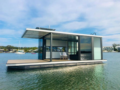 Oasis Noosa - Luxury Floating Eco Villas - South Australia Travel 3