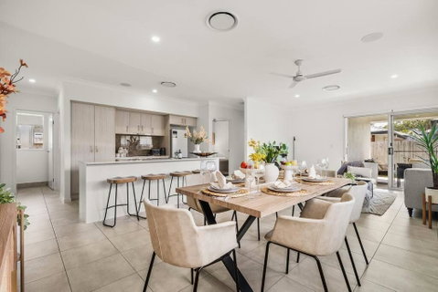 Oasis Retreat In Coomera - South Australia Travel 1