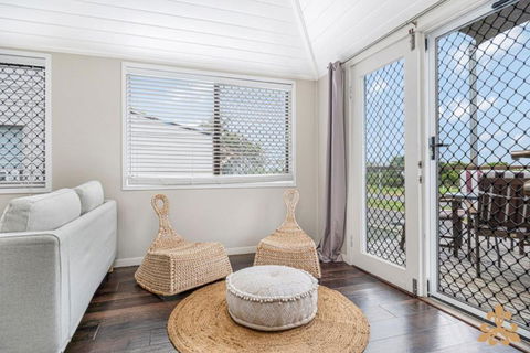 Oasis Two On Farnborough - South Australia Travel 0