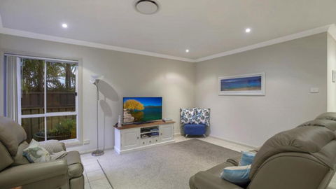 Ocean Beach Holiday House - South Australia Travel 1