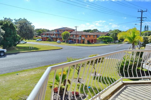 Ocean Breeze 8 - South Australia Travel 1