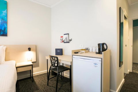 Nightcap At Playford Tavern - South Australia Travel 1