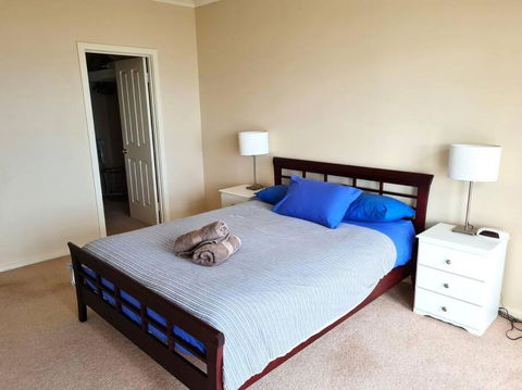 On The Bay - South Australia Travel 1