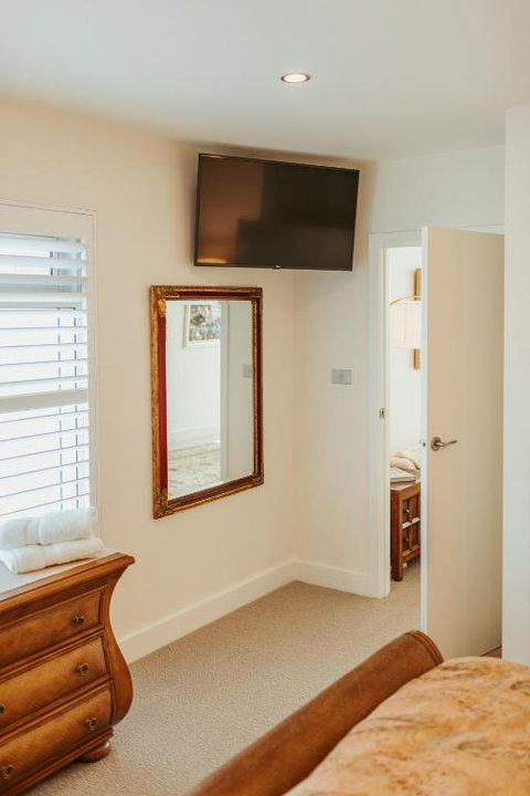 ONE Luxury Apartment - South Australia Travel 3