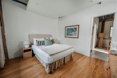 Orchard Cottage - Quiet Farm Escape - South Australia Travel 1