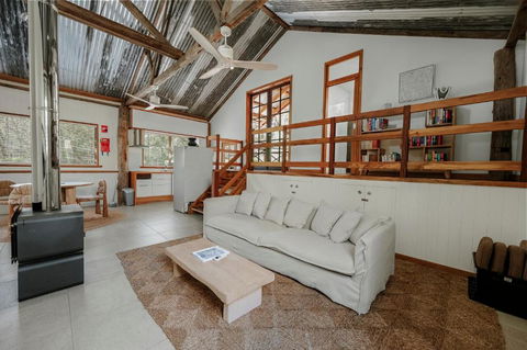 Orchard Cottage - Quiet Farm Escape - South Australia Travel 0