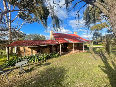 Penobscot Farm Cottage - South Australia Travel 0