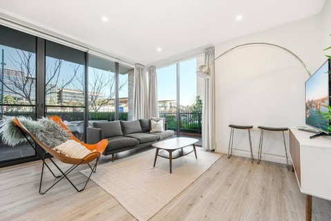 Penrith 3Br Apt Close ToTrain Station & Shopping - South Australia Travel 0