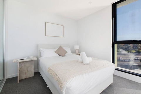 Perched On Parkville - A Minimalist Retreat With Pool - South Australia Travel 1