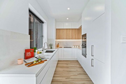 Phoenix At Palm View Collective - South Australia Travel 1