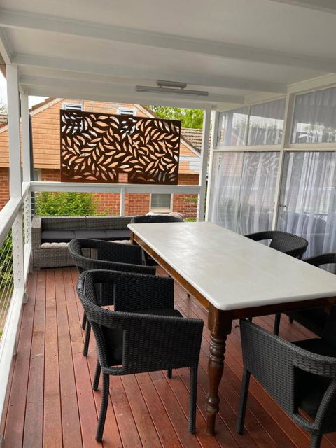 Plantation House Bathurst 109Mitre - South Australia Travel 3