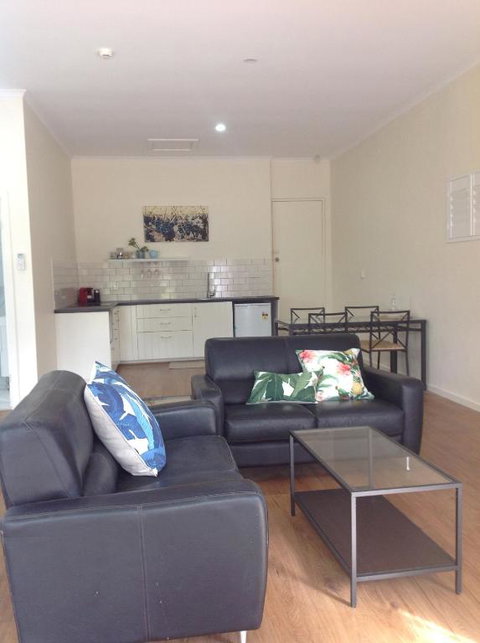 Port Elliot Rural Retreat - South Australia Travel 3