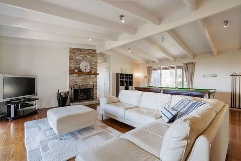 Port Philip Panorama - Bayview Retreat And Pool Bliss - South Australia Travel 0