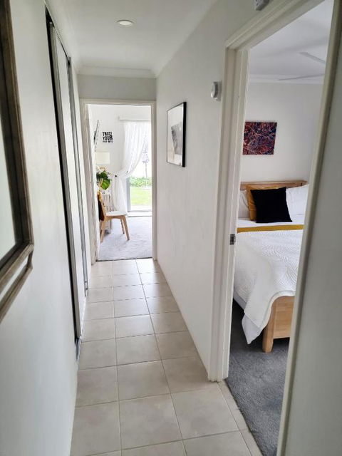 Queen Bed Apartment- No Sharing, Your Very Own Space - South Australia Travel 2