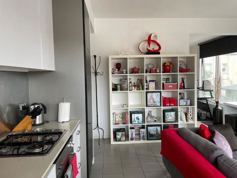 Radiance - Chic Fitzroy Street Apartment - South Australia Travel 3