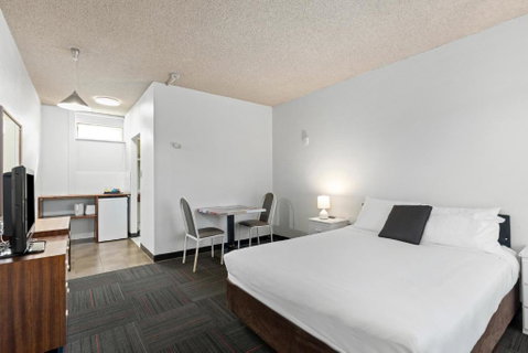 Red Carpet Motel - South Australia Travel 1