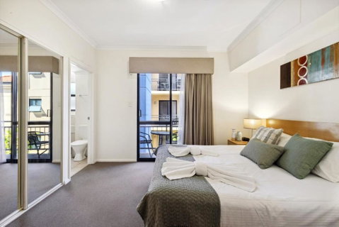 Prized Perth Retreat 1BDR - South Australia Travel 2
