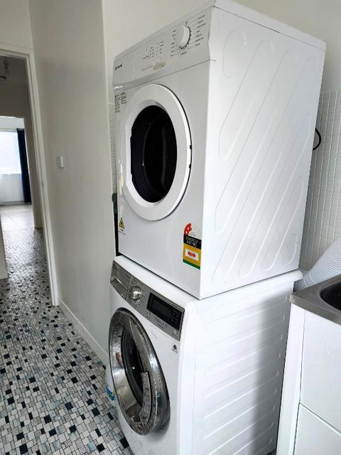 PROMO! Near Train Station, FREE WIFI! - South Australia Travel 1