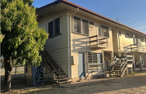 Q Lux Inn Emerald - South Australia Travel 0