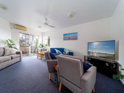 Quality Esplanade Apartment - South Australia Travel 1