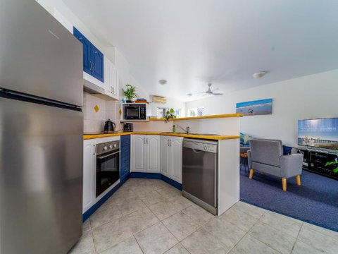 Quality Esplanade Apartment - South Australia Travel 2