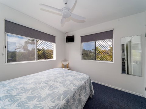 Quality Esplanade Apartment - South Australia Travel 3