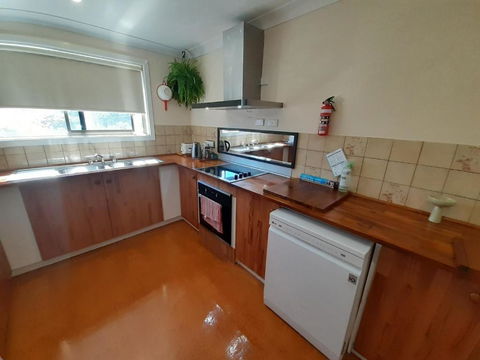 QUIET PROPERTY BY THE RIVER - South Australia Travel 3