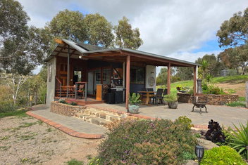 Rainshadow Retreat with South Australia Travel