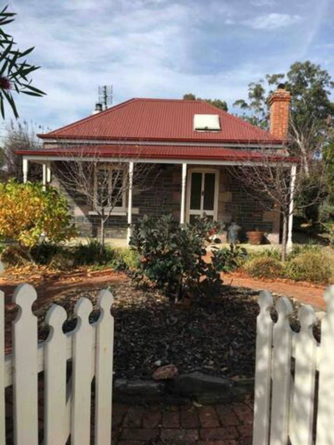 Randell Cottage - Adelaide Hills - Cosy Rustic Hideaway - South Australia Travel 2