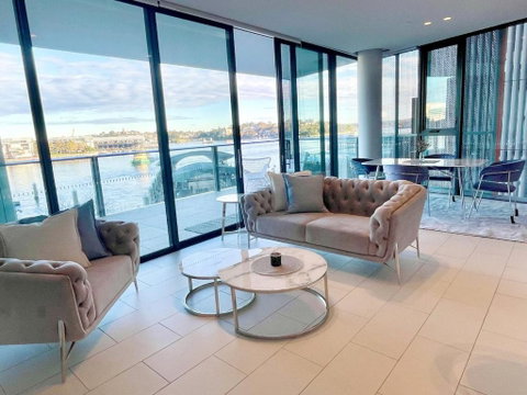 RARE Luxury Waterfront Living - South Australia Travel 0