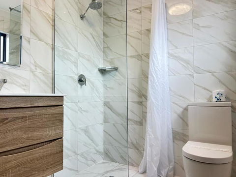 Red Cedar Motel - South Australia Travel 1