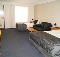 Asters On James Motor Inn - South Australia Travel