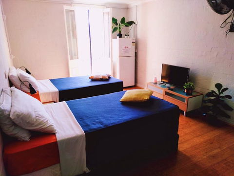 Asylum Sydney Backpackers Hostel - South Australia Travel 1