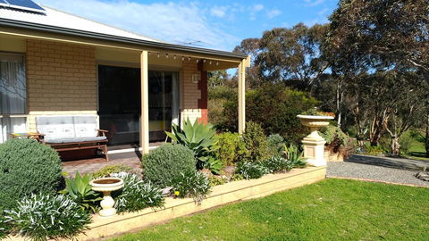 Austiny Bed And Breakfast Victor Harbor - South Australia Travel 1
