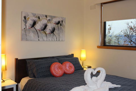 Australian Home Away @ Richmond - South Australia Travel 0