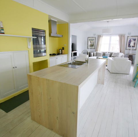 Avalon @Seafarers Beachfront - South Australia Travel 2