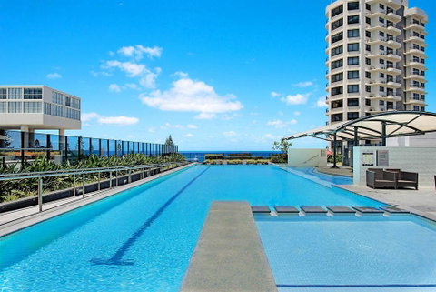 Awesome Ocean Views Broadbeach WiFi, Netflix, Wine - South Australia Travel 0