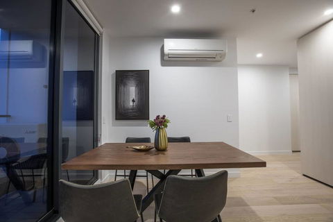  Green-hoodStunning 2 Bedrooms Apt@parkville - South Australia Travel 2