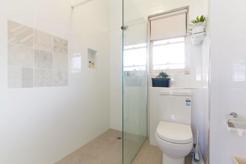 B7 Close To UWA, Swan River, Cafes And The New Children's Hospital - South Australia Travel 1