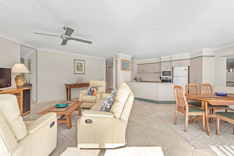 Bagnall Beach Apartments Unit 5-153 Government Rd - South Australia Travel 2